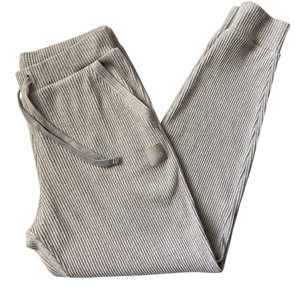 Alo Yoga Muse Sweatpants in Gravel Heather Size Large - Picture 10 of 11